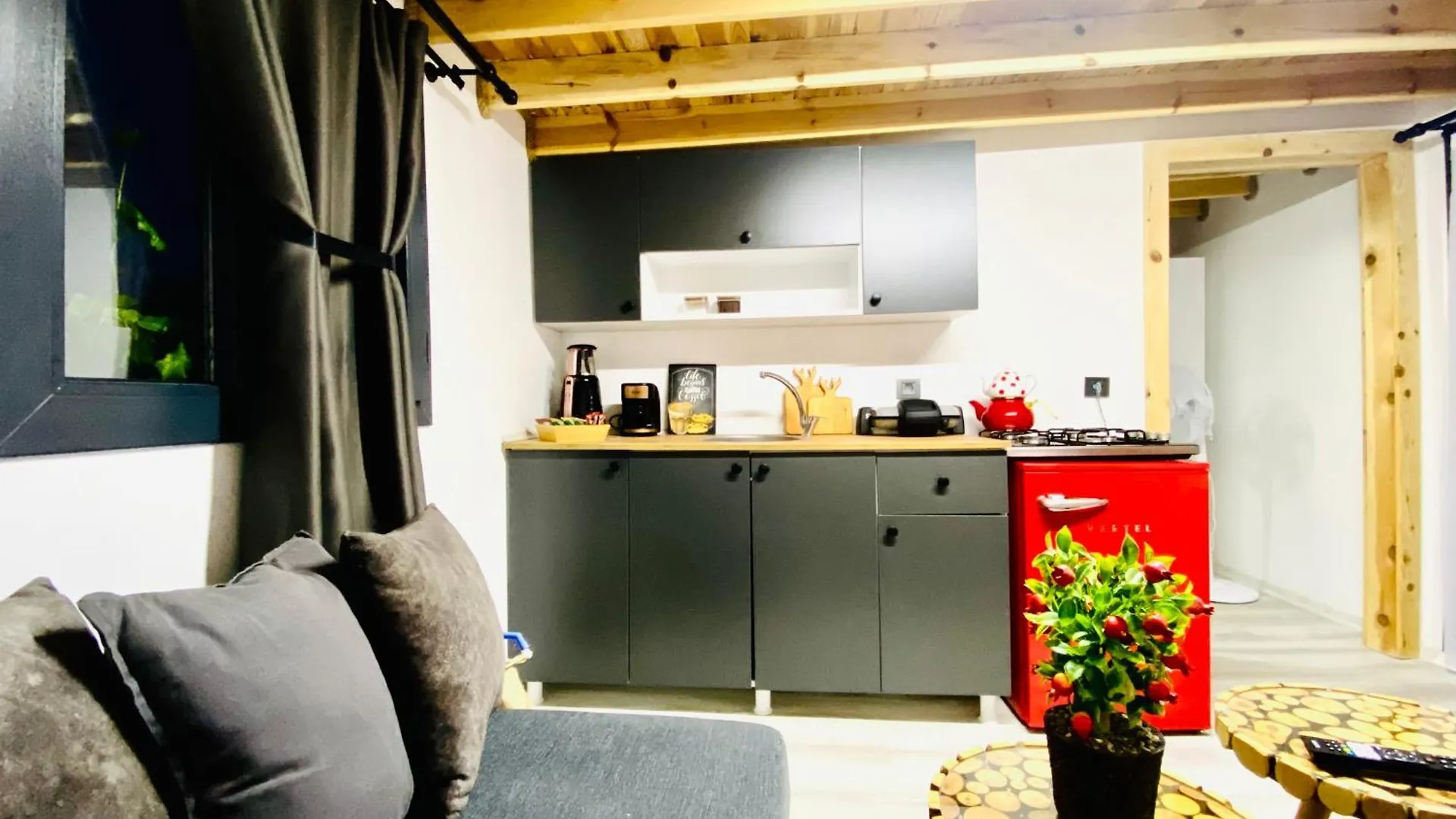 Garden Bungalow 안탈리아 0*,