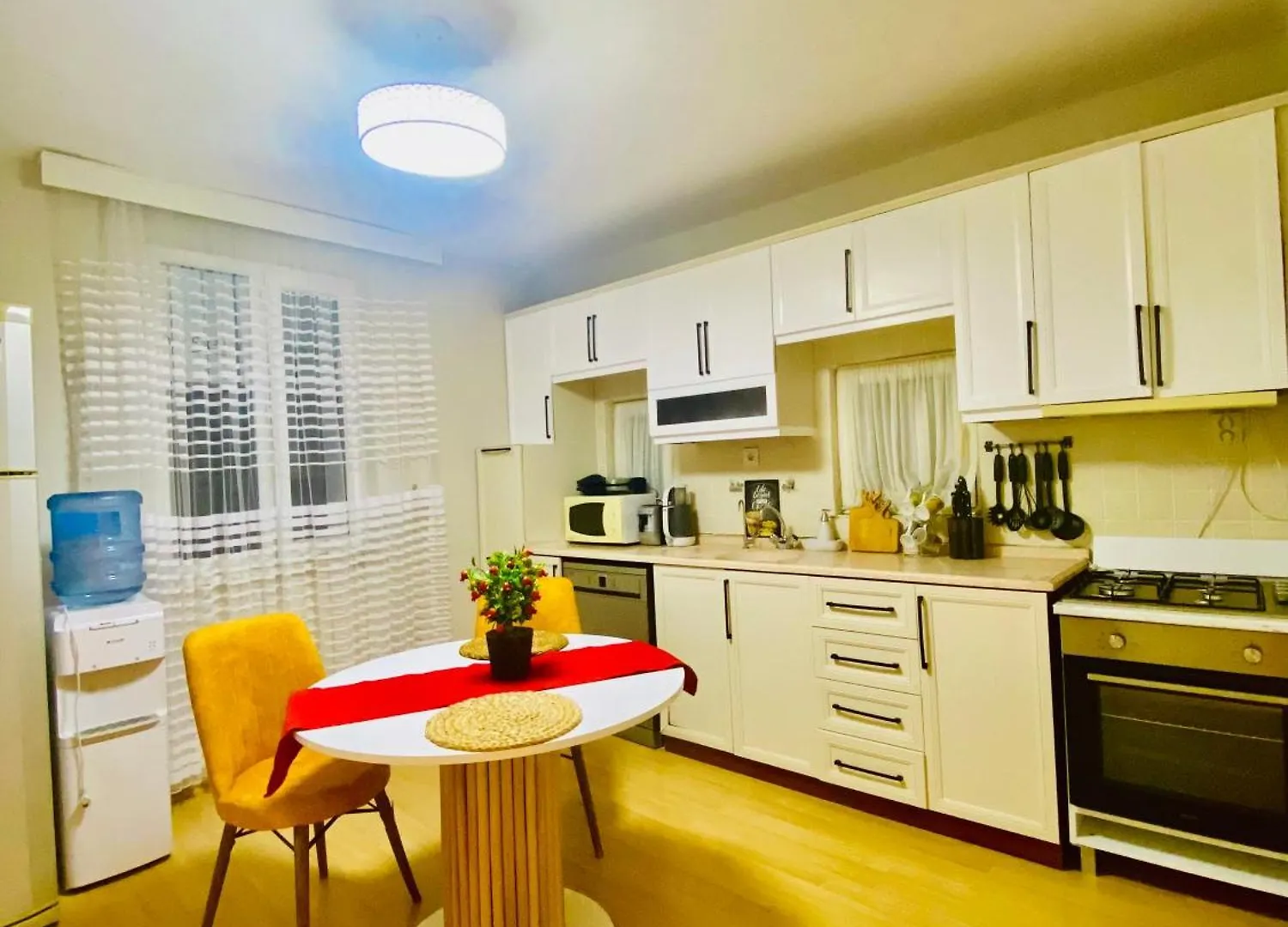 Garden Bungalow 안탈리아